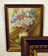 Вышивка «Букет с фруктами» 37,3х28,5
(антиблик стекло, оргалит, установка, натяжка, рама)
